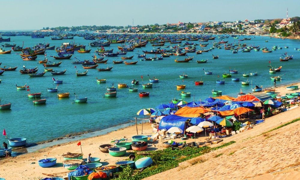 Làng chài Mũi Né được đánh giá là địa điểm vui chơi lý tưởng để khám phá đời sống ngư dân bản địa